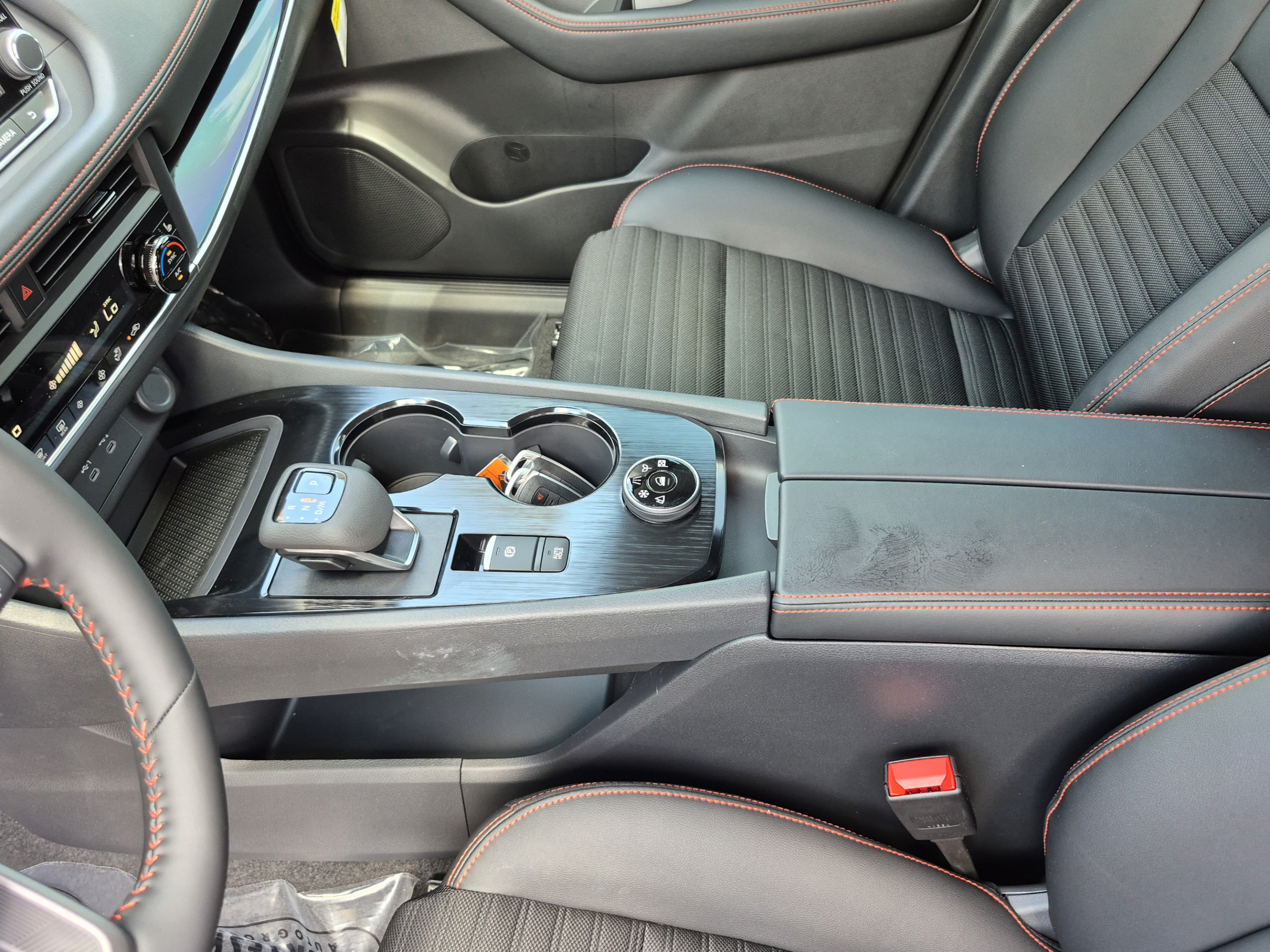 New 2026 Nissan Rogue SV AWD/4WD image 23