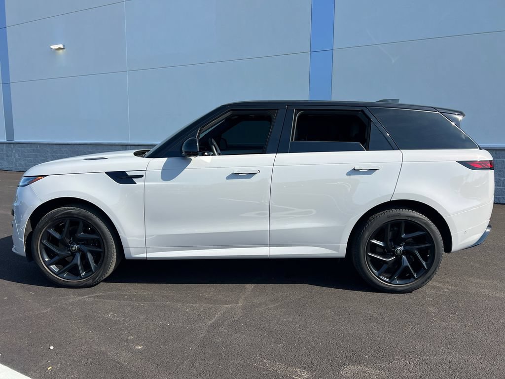 Used 2023 Land Rover Range Rover Sport SE Dynamic AWD/4WD image 4