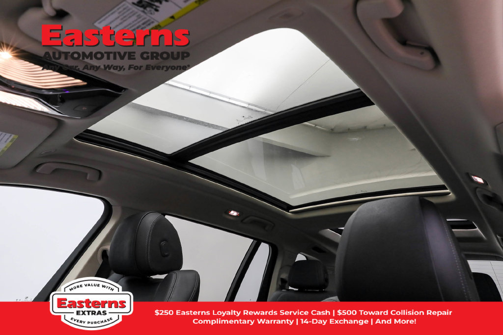 Used 2022 BMW X7 xDrive40i w/ Premium Package AWD/4WD image 35