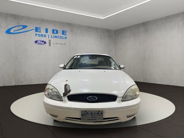 Used 2005 Ford Taurus SEL image 6