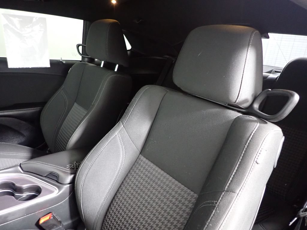Used 2017 Dodge Challenger R/T RWD image 20