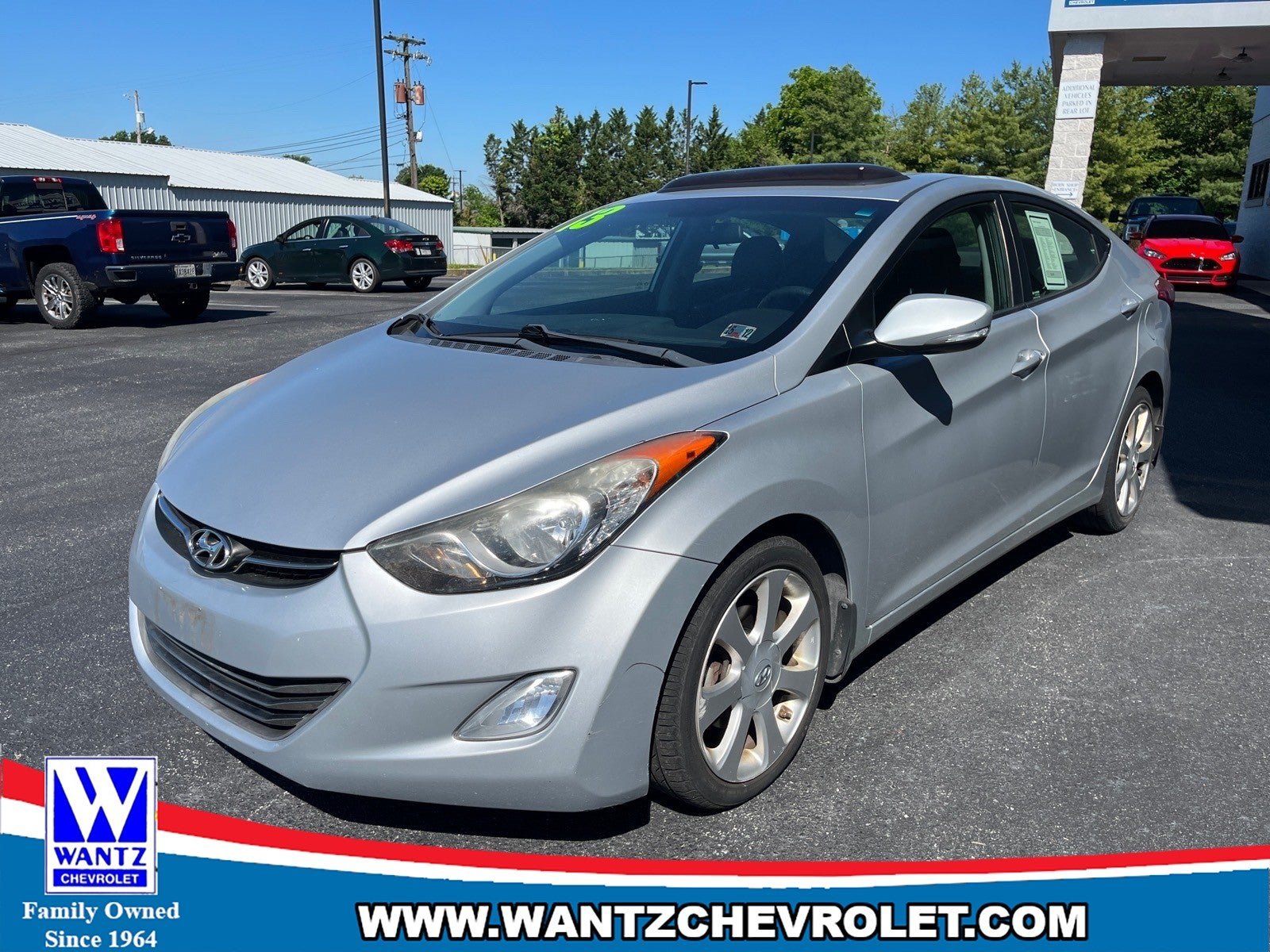 Used 2013 Hyundai Elantra Limited w/ Technology Pkg FWD image 2