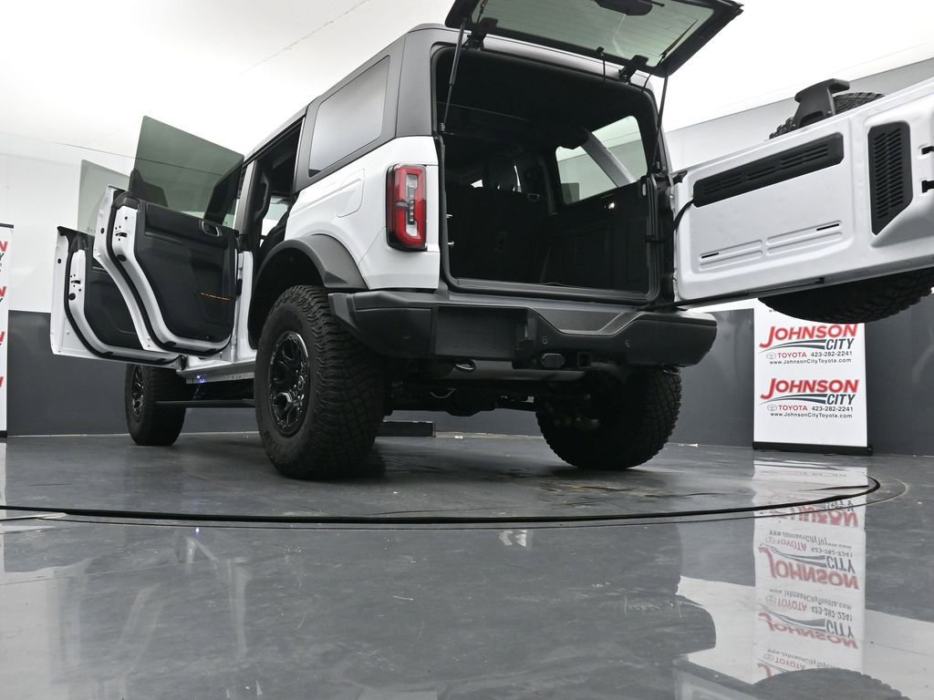 Used 2024 Ford Bronco Badlands image 30