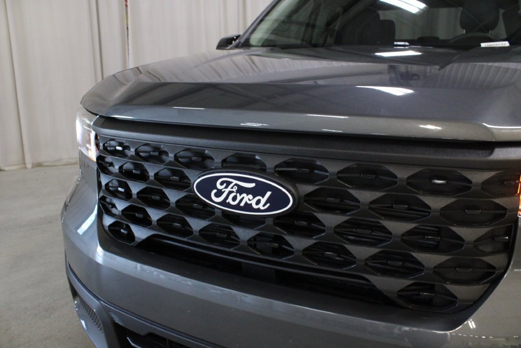 New 2026 Ford Maverick XLT w/ Equipment Group 301A AWD/4WD image 32