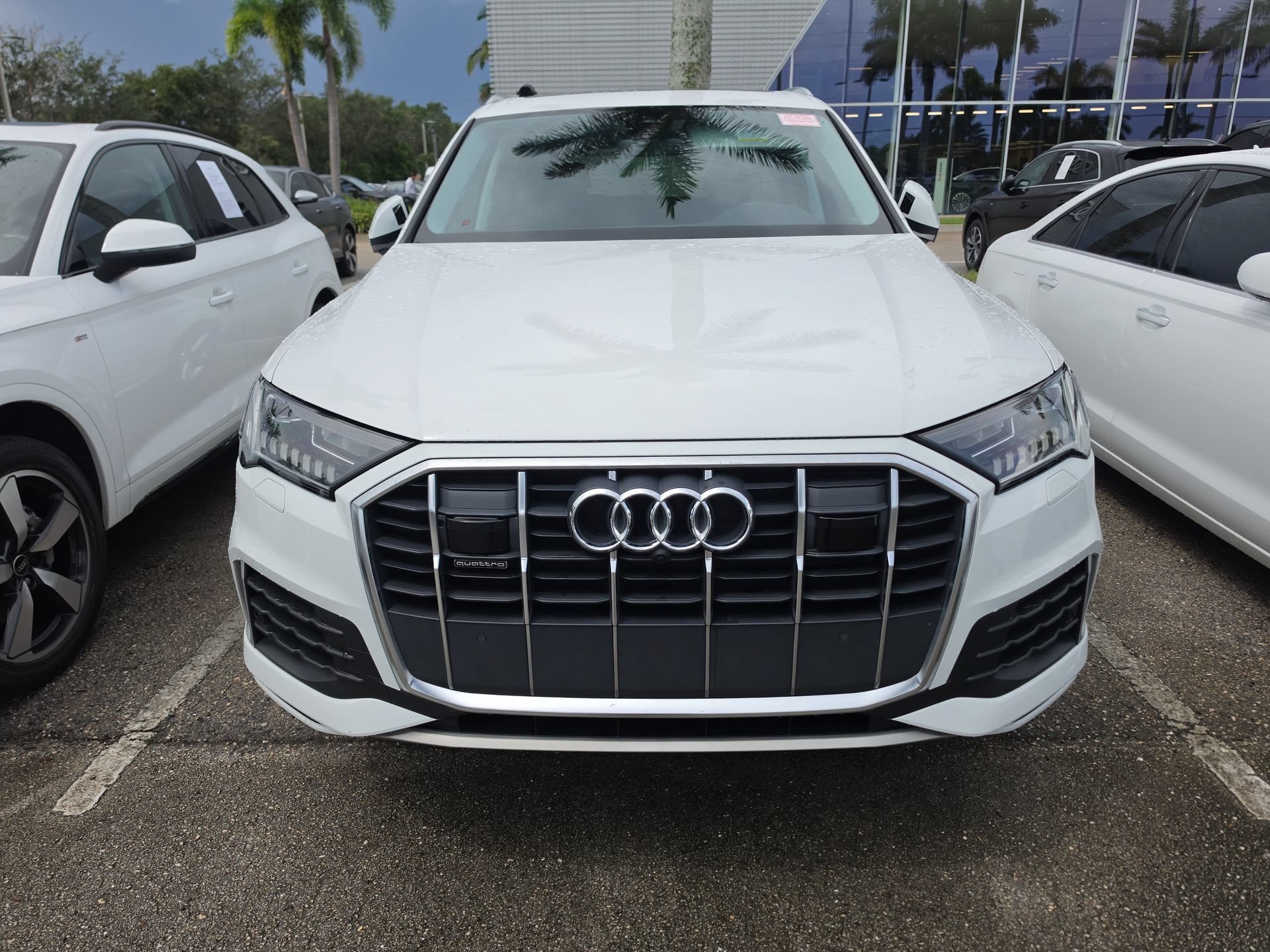 Used 2024 Audi Q7 2.0T Premium Plus w/ Premium Plus Package AWD/4WD image 2