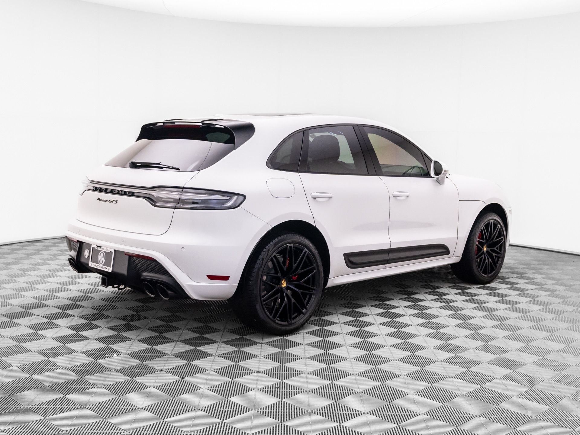 Used 2023 Porsche Macan GTS AWD/4WD image 8