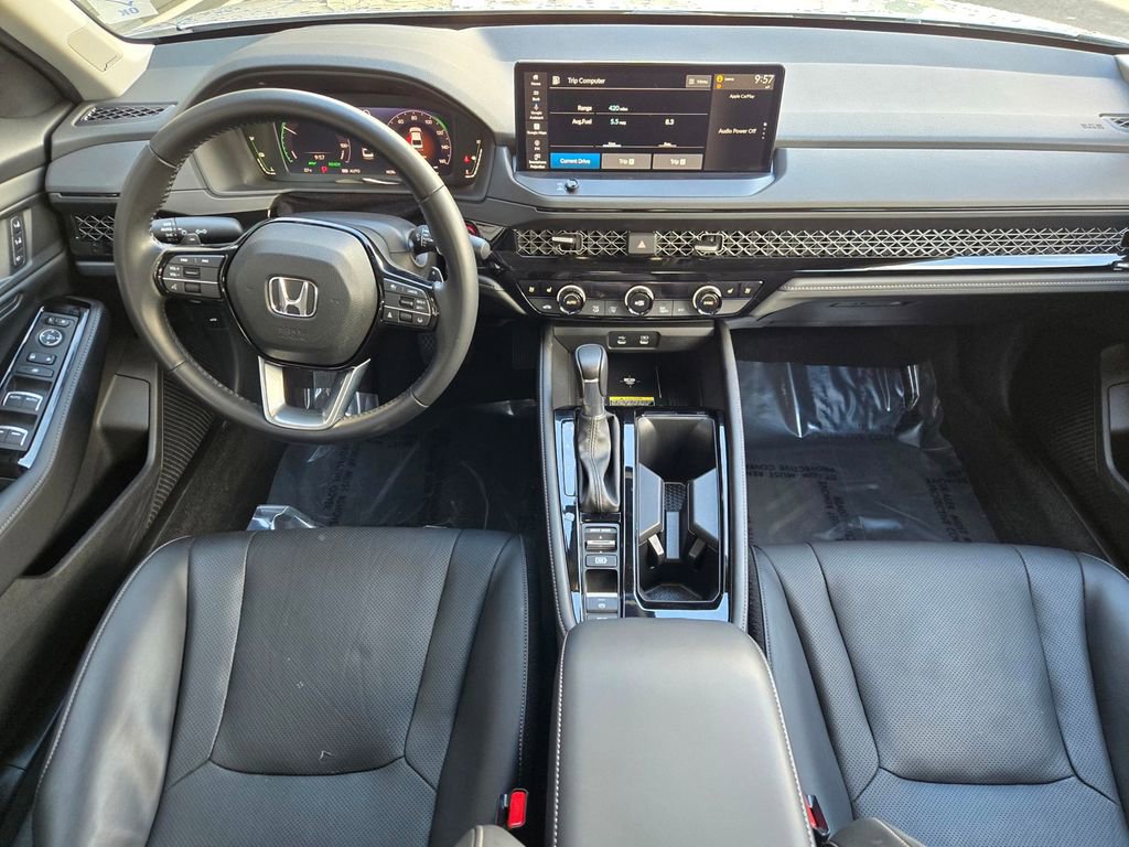 Used 2023 Honda Accord Touring image 12