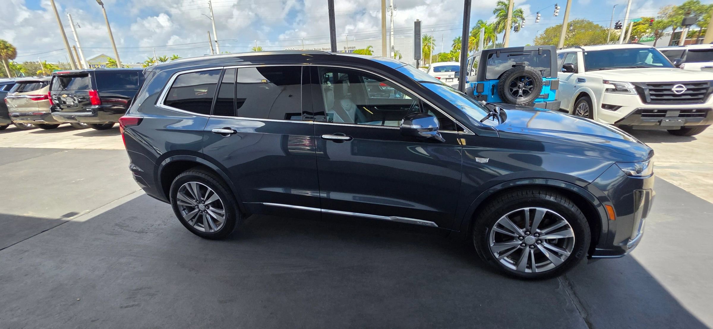 Used 2020 Cadillac XT6 Premium Luxury image 6