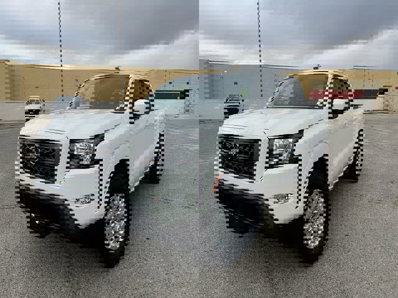 Used 2024 Nissan Frontier SV w/ SV Convenience Package image 53