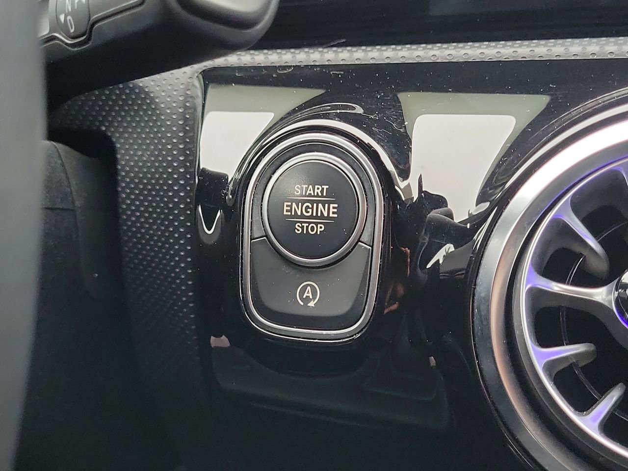 Certified 2022 Mercedes-Benz CLA 250 image 16