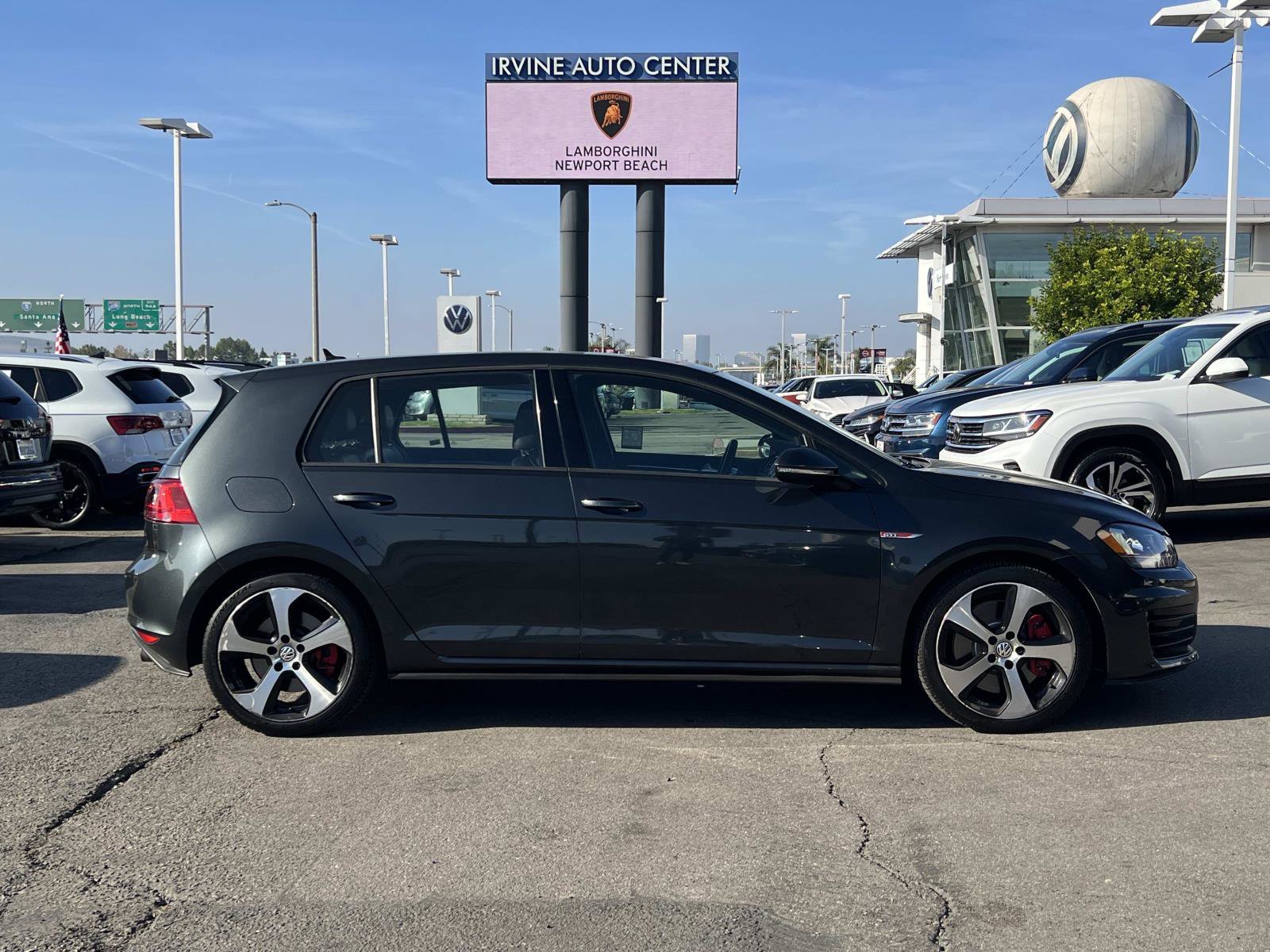 Used 2017 Volkswagen GTI Autobahn image 25