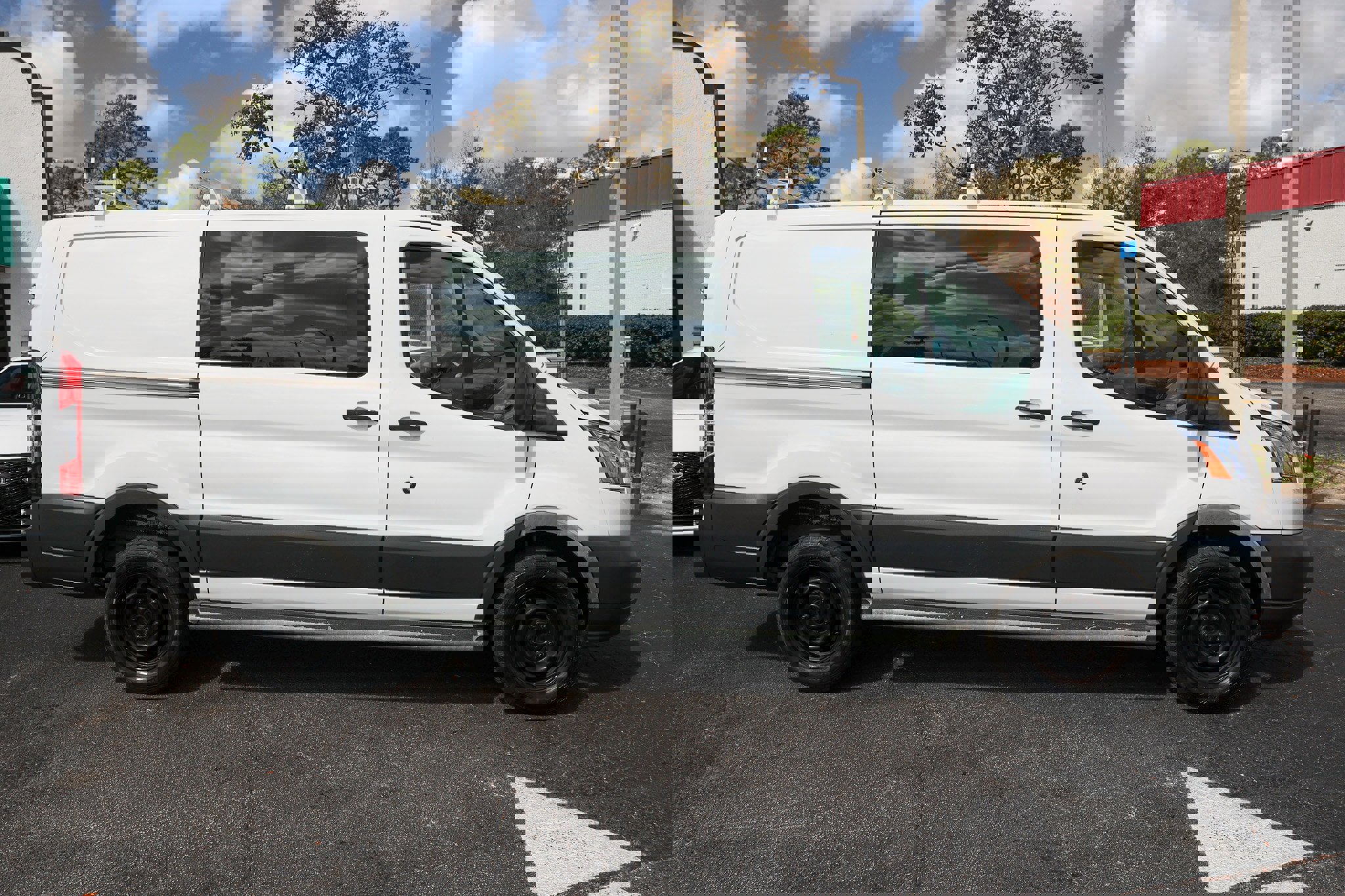 Used 2018 Ford Transit 250 130 Low Roof w/ Exterior Upgrade Package image 18