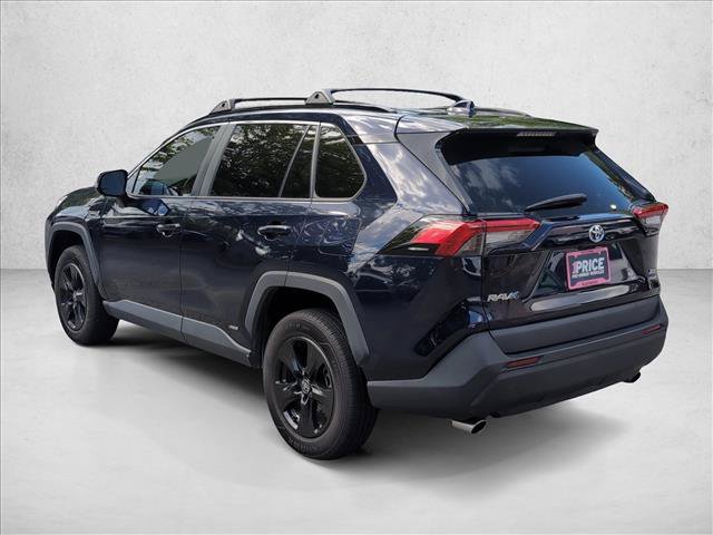 Used 2021 Toyota RAV4 XLE AWD/4WD image 8