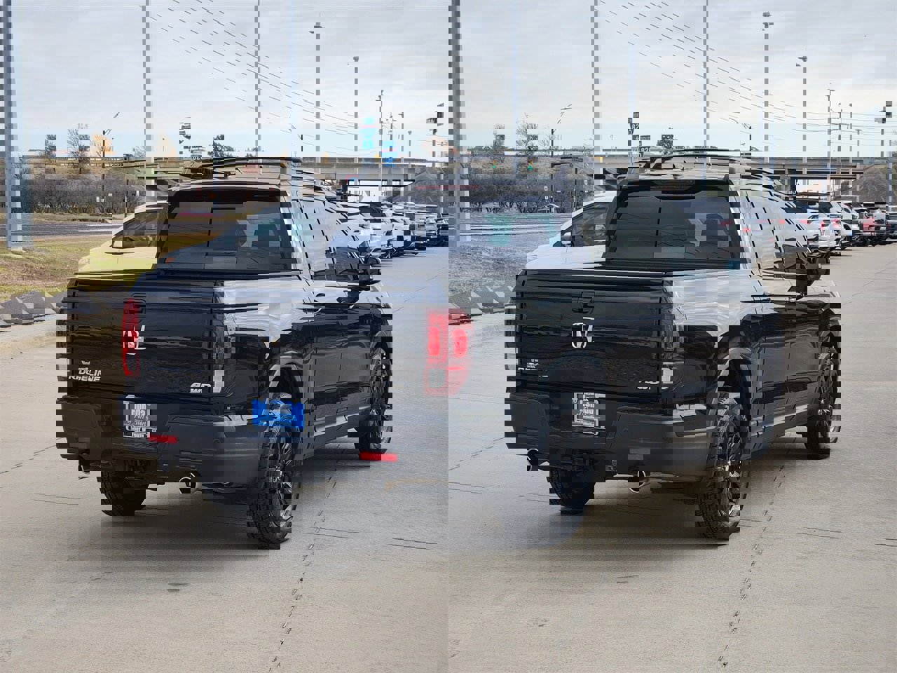 Certified 2022 Honda Ridgeline Black Edition image 5