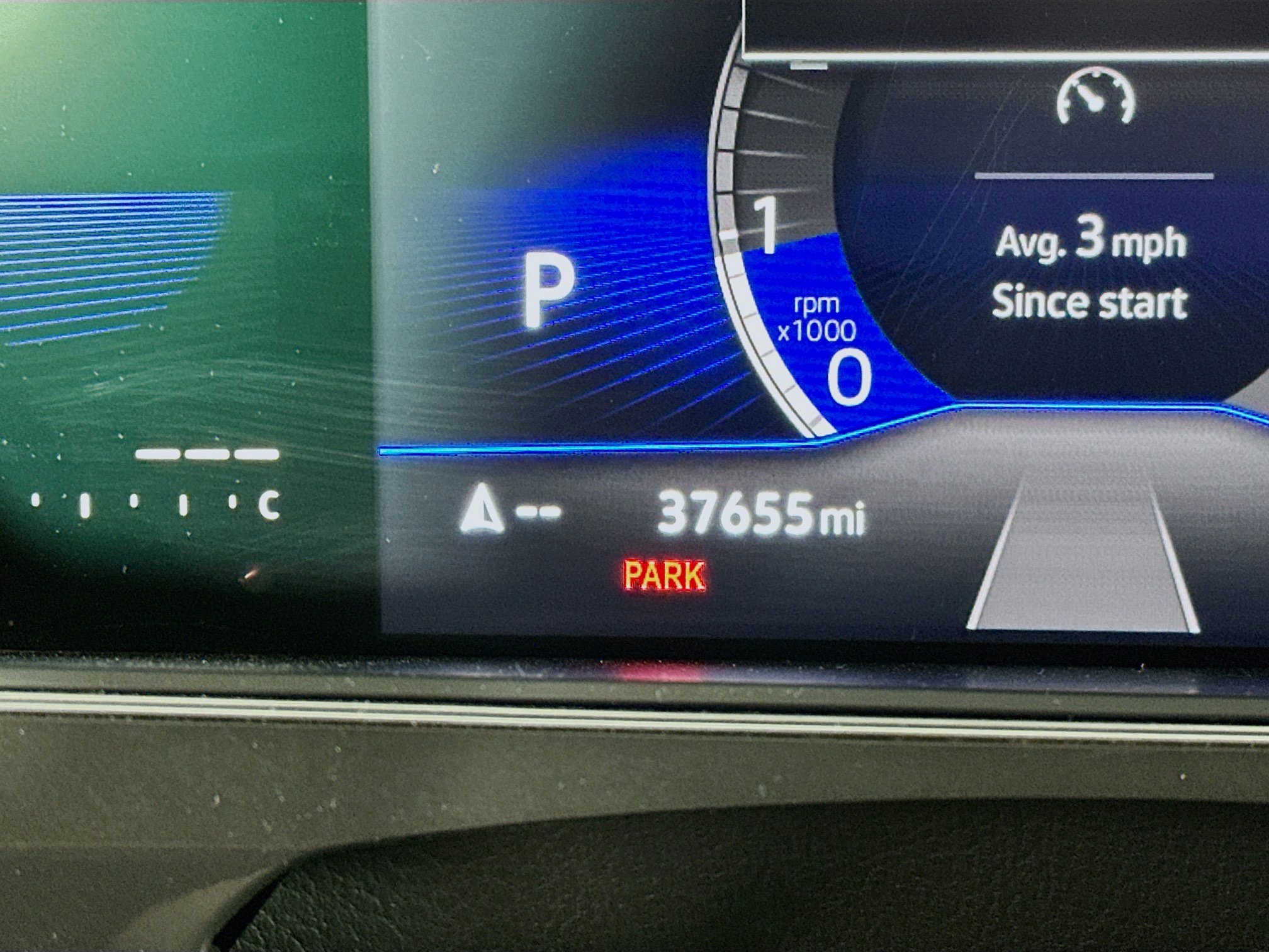 Used 2022 Volkswagen Tiguan SE w/ Panoramic Sunroof Package image 19