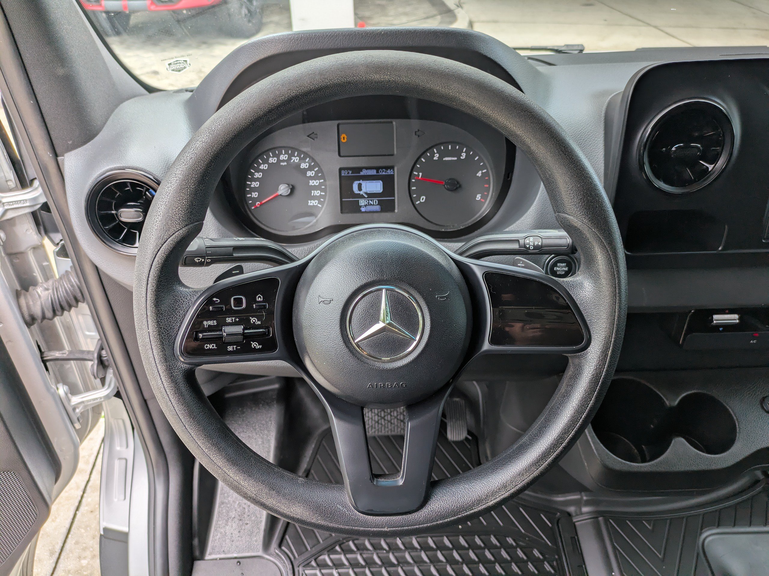 Used 2019 Mercedes-Benz Sprinter 170 image 18
