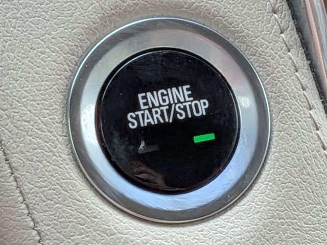 Used 2018 Cadillac Escalade Luxury image 32