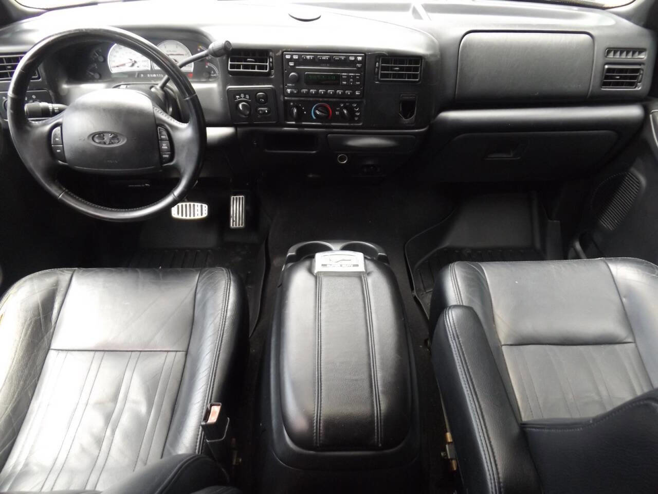 Used 2004 Ford F350 Harley-Davidson image 13