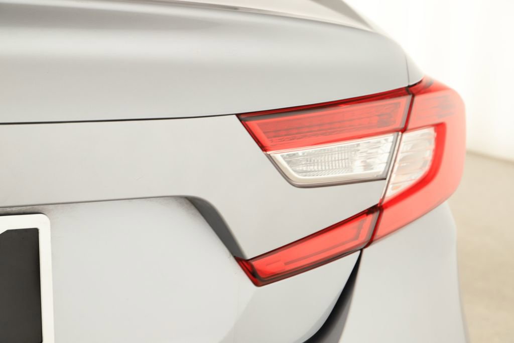 Used 2020 Honda Accord LX image 32