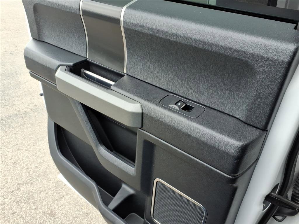 Used 2019 Ford F150 Raptor w/ Equipment Group 802A Luxury image 21