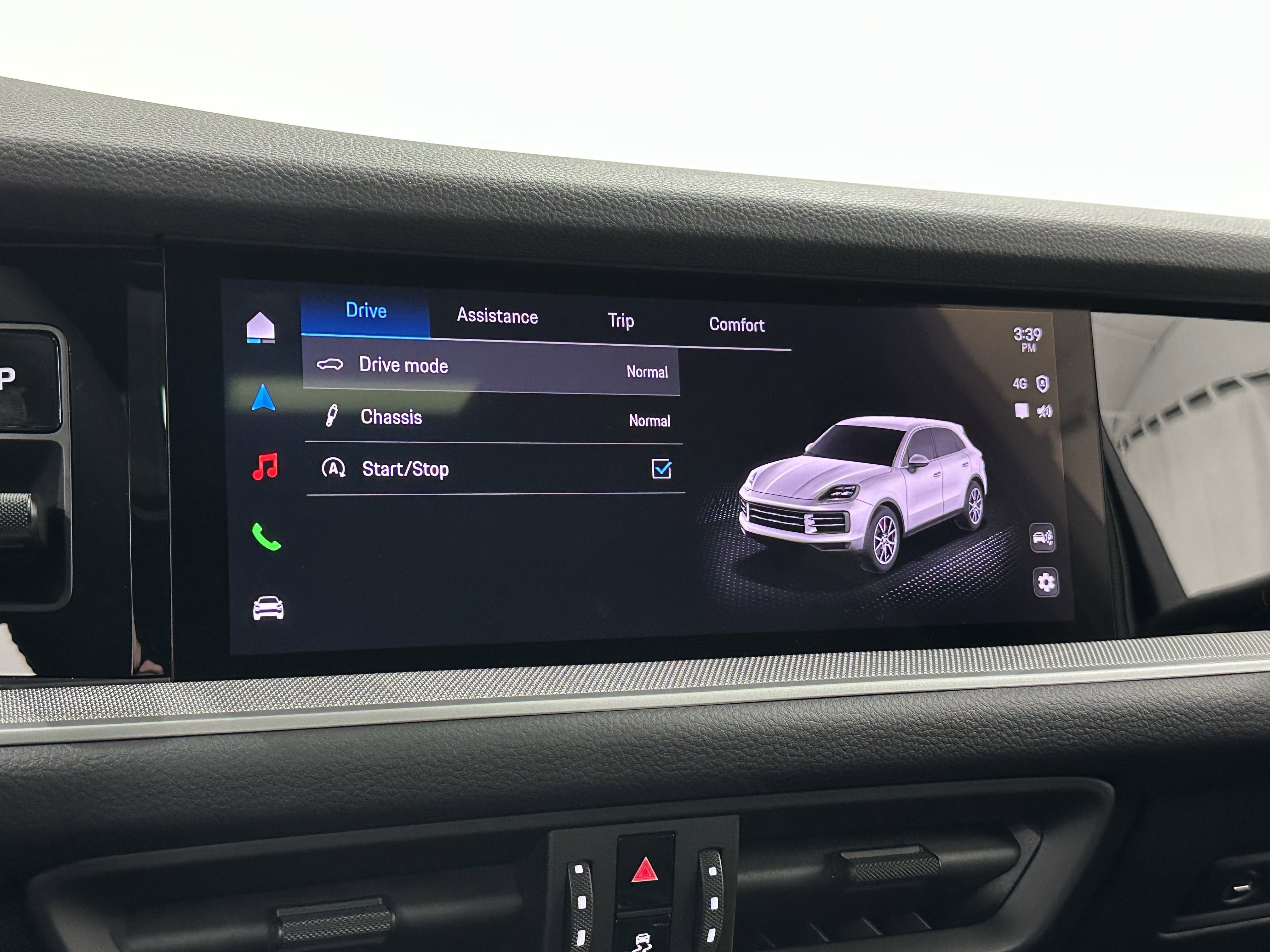 Certified 2025 Porsche Cayenne image 43