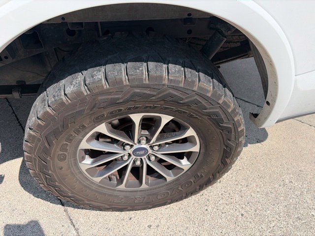 Used 2020 Ford F150 XLT w/ Equipment Group 302A Luxury AWD/4WD image 4