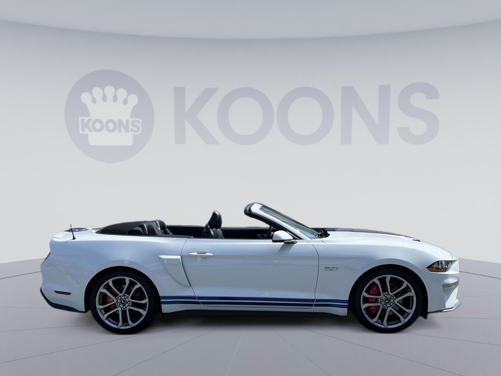 Used 2023 Ford Mustang GT Premium w/ Equipment Group 401A RWD image 8