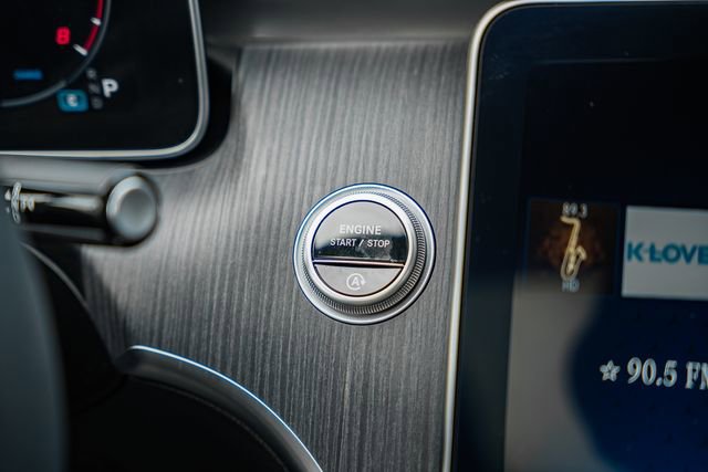 Certified 2025 Mercedes-Benz C 300 4MATIC Sedan image 28