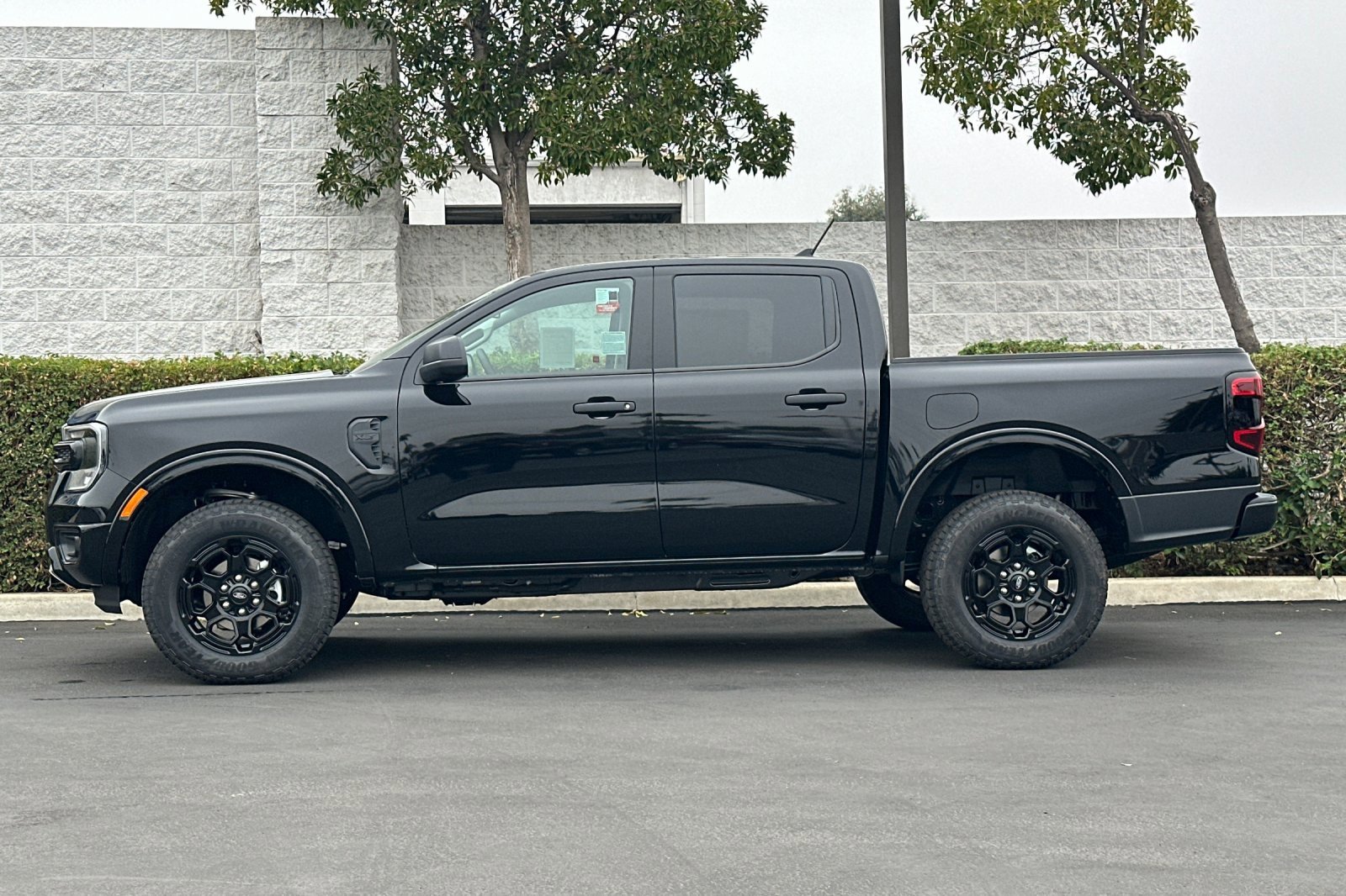 New 2025 Ford Ranger XLT w/ Black Appearance Package image 7