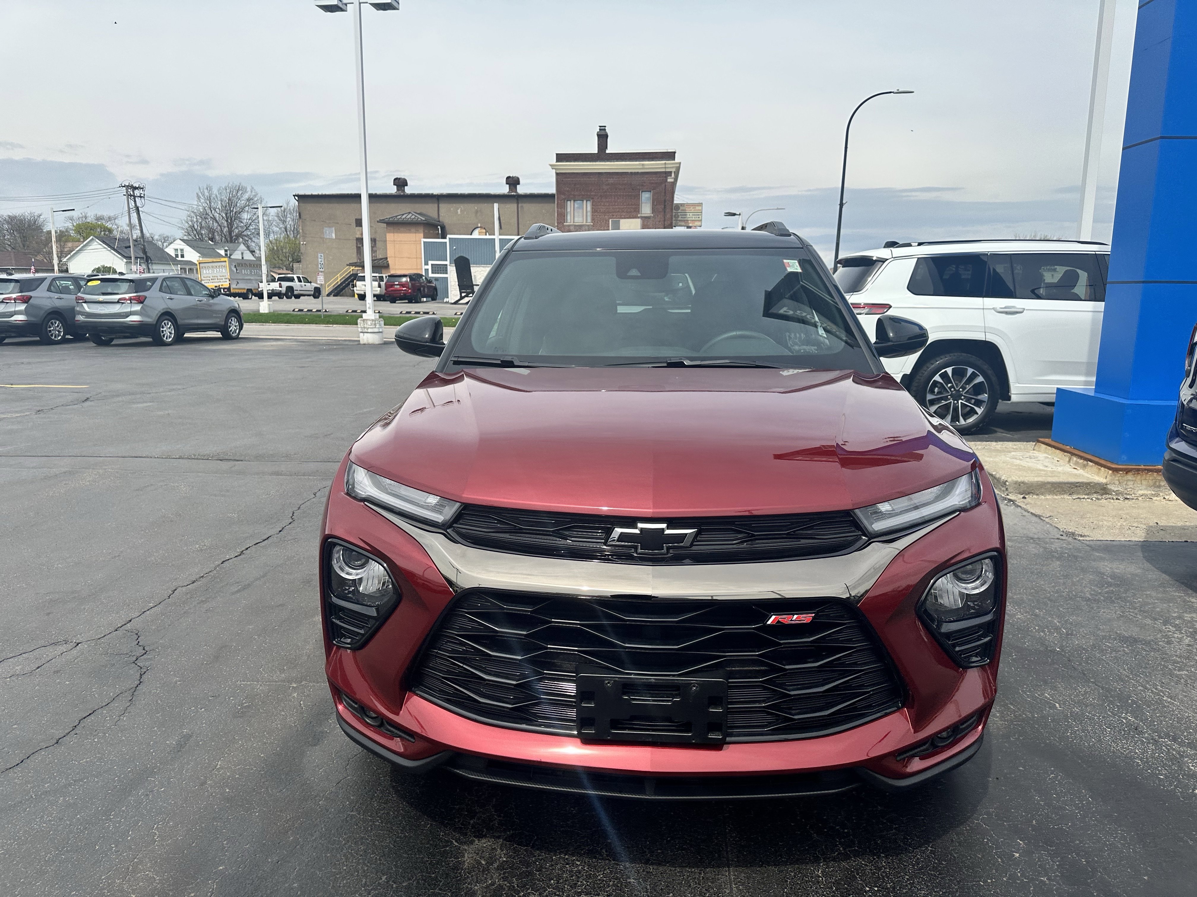 Used 2023 Chevrolet TrailBlazer RS w/ Technology Package image 2