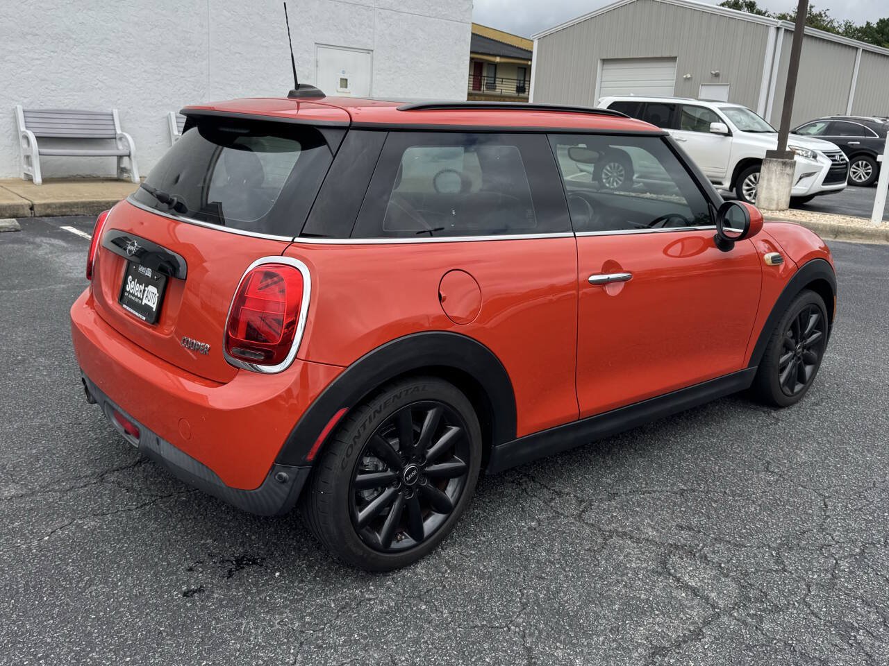 Used 2019 MINI Cooper 2-Door Hardtop FWD image 6
