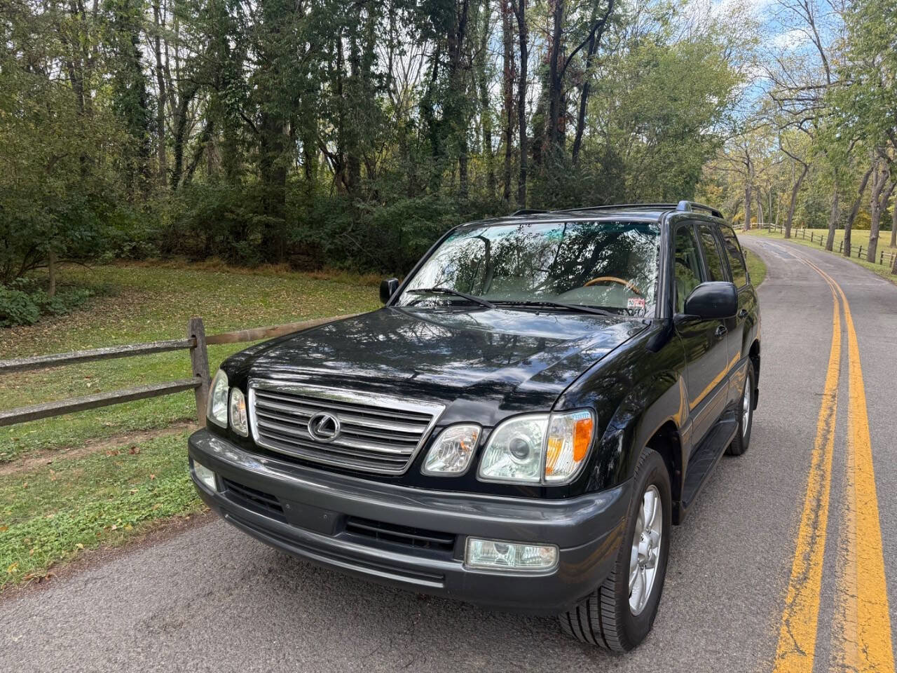 Used 2004 Lexus LX 470 4WD image 4