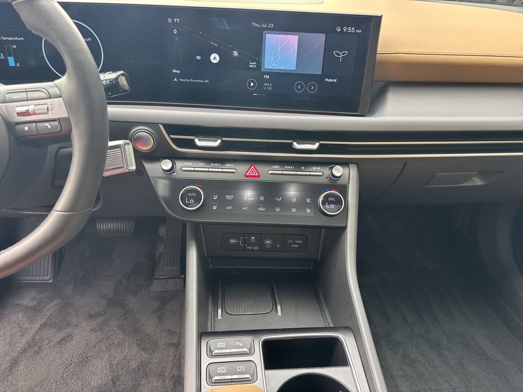 Used 2025 Hyundai Sonata Limited FWD image 27