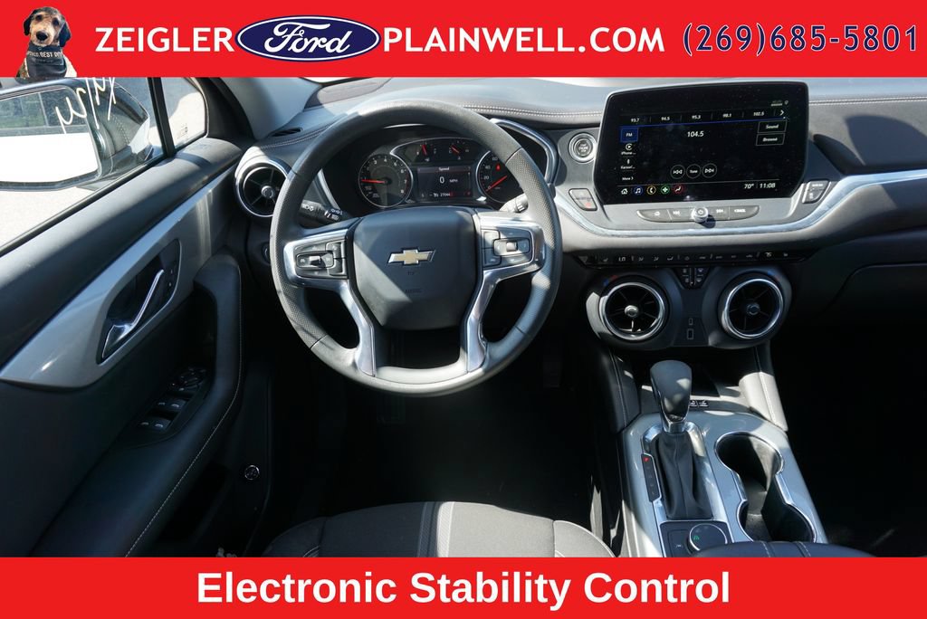 Used 2023 Chevrolet Blazer LT w/ Convenience Package FWD image 13