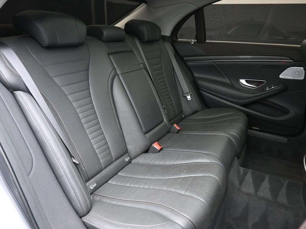 Used 2018 Mercedes-Benz S 560 S 560 w/ Premium Package image 22
