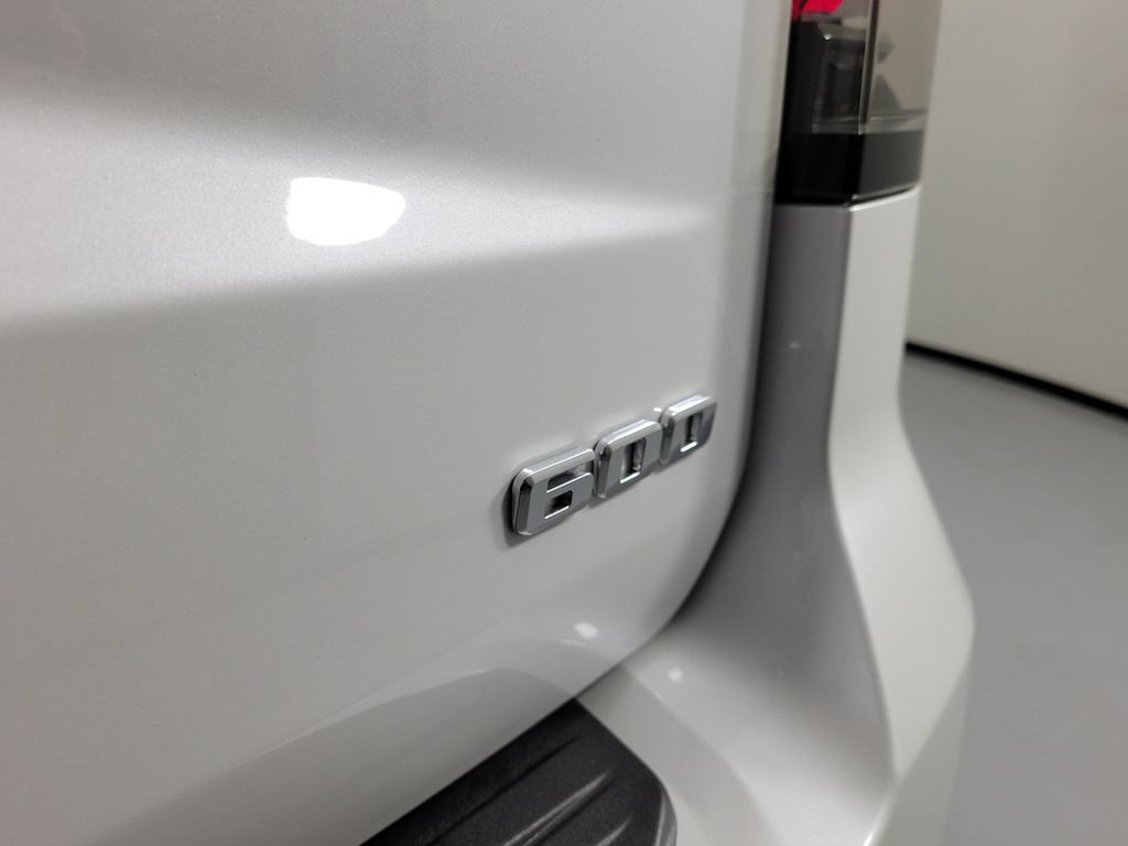 Used 2023 Cadillac Escalade Premium Luxury Platinum w/ LPO, Floor Liner Package AWD/4WD image 6