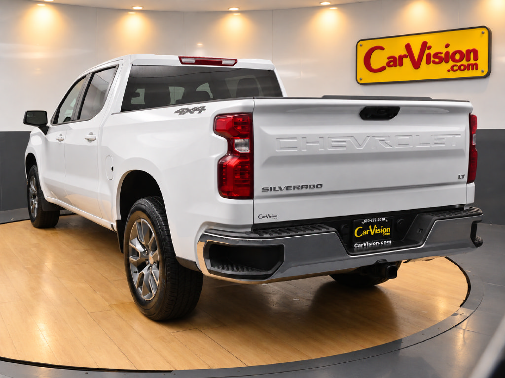 Used 2025 Chevrolet Silverado 1500 LT AWD/4WD image 3