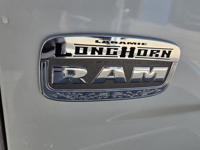 Used 2016 RAM 1500 Laramie Longhorn w/ Convenience Group AWD/4WD image 33