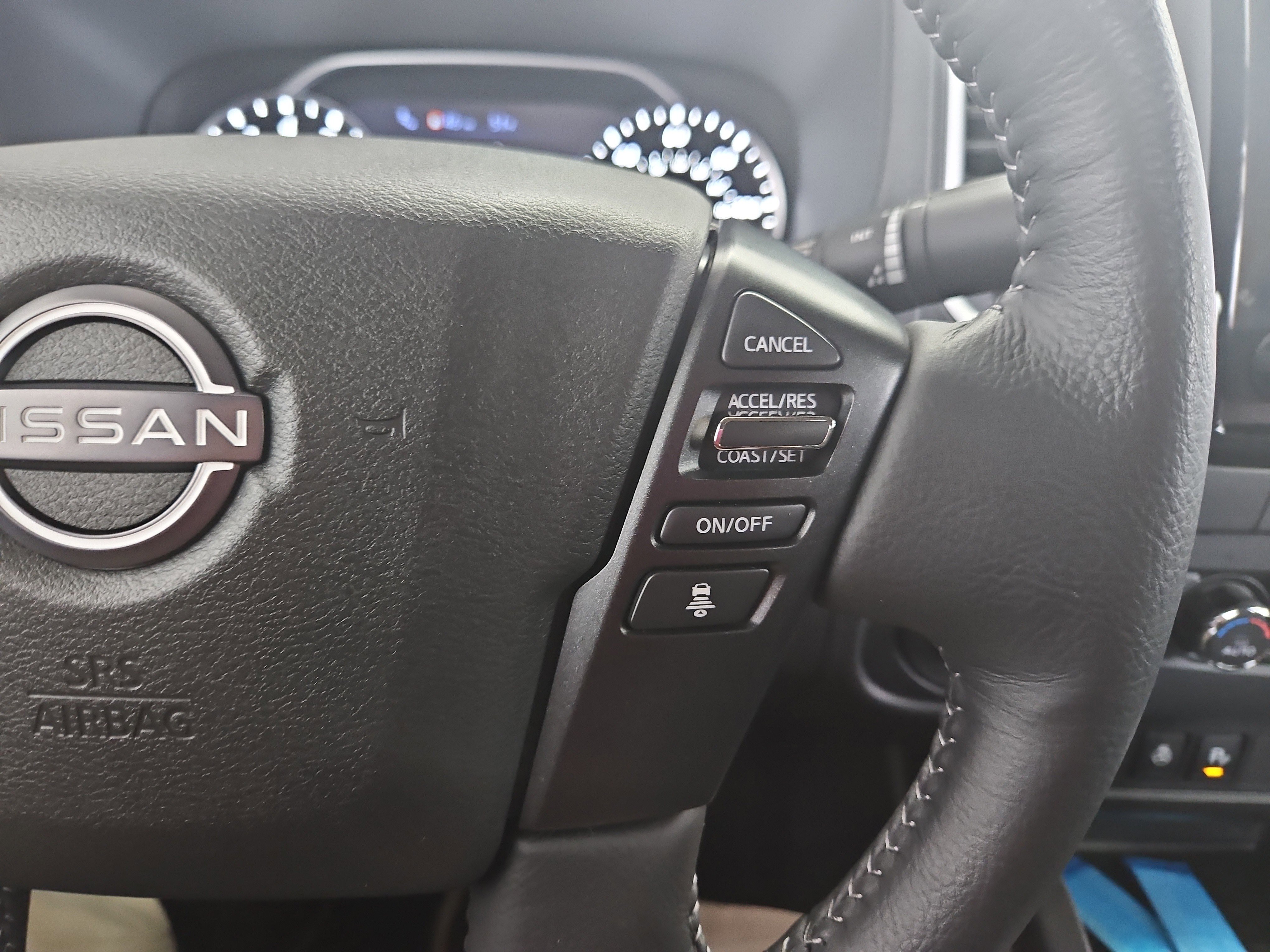 Used 2024 Nissan Frontier SV w/ SV Convenience Package image 15