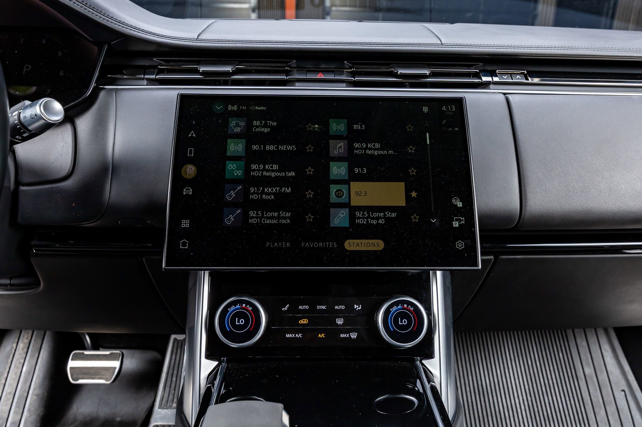 Used 2022 Land Rover Range Rover SE image 20