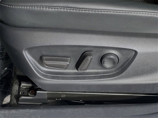 Used 2023 Toyota Camry XSE image 12