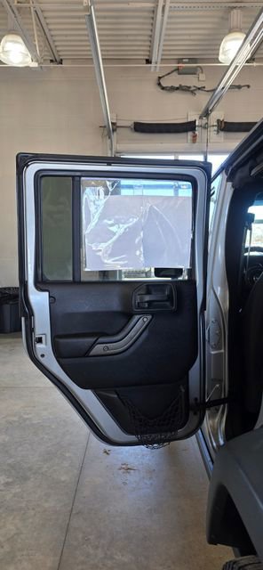 Used 2016 Jeep Wrangler Unlimited Willys image 21