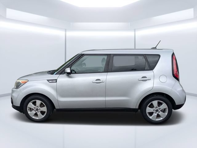 Used 2018 Kia Soul FWD image 6