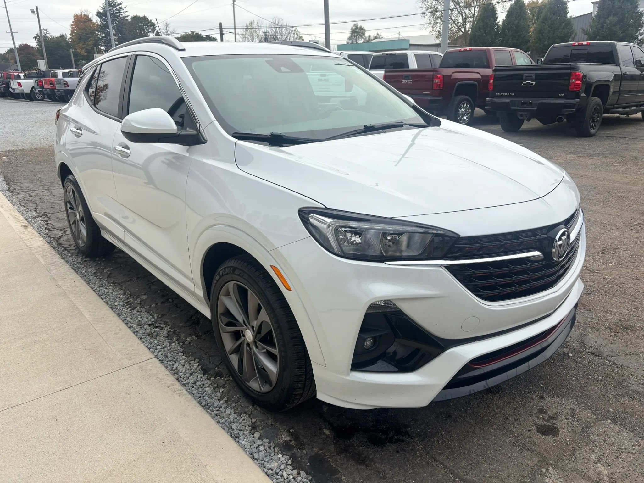 Used 2023 Buick Encore GX Select w/ Sport Touring Package FWD image 11