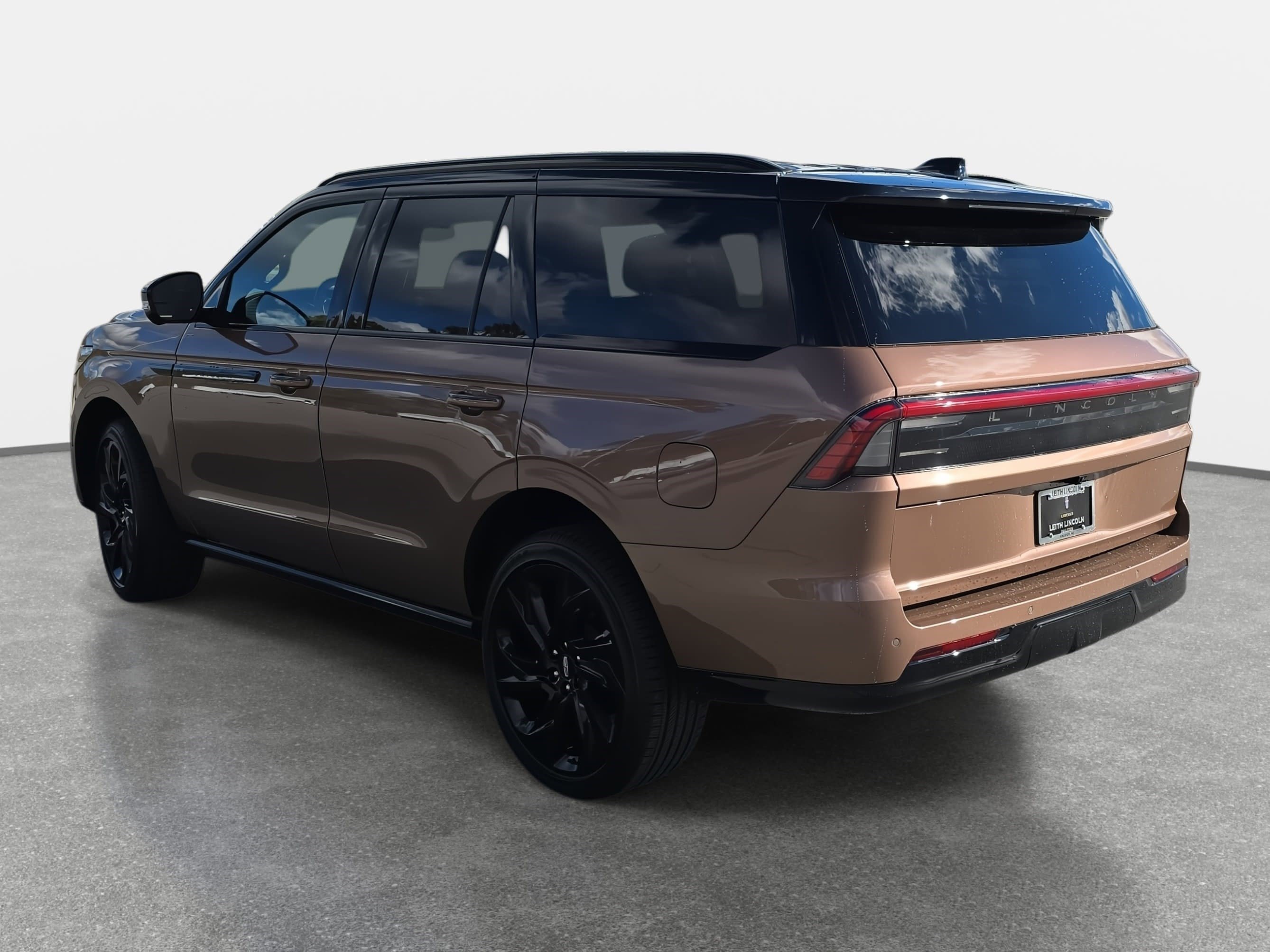 New 2025 Lincoln Navigator Black Label image 7