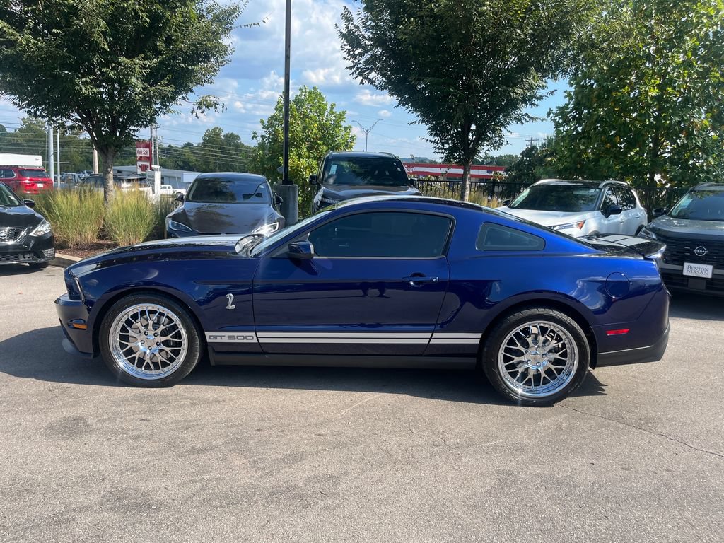 Used 2010 Ford Mustang Shelby GT500 RWD image 5