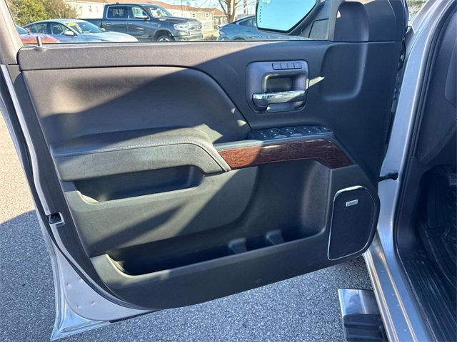 Used 2017 GMC Sierra 1500 SLT w/ SLT Premium Package image 23