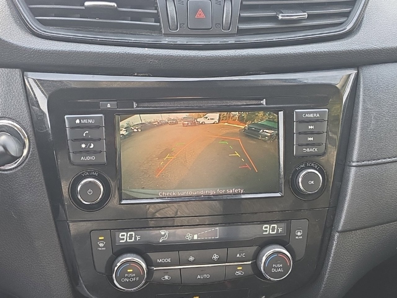 Used 2019 Nissan Rogue SV image 30