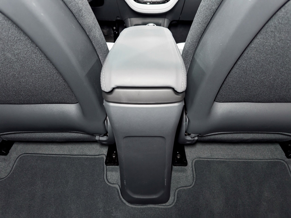 Used 2021 Chevrolet Bolt LT image 21