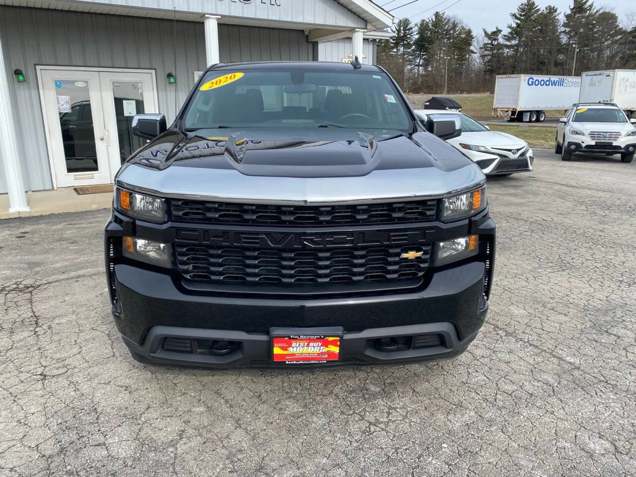 Used 2020 Chevrolet Silverado 1500 Custom w/ Custom Value Package image 10